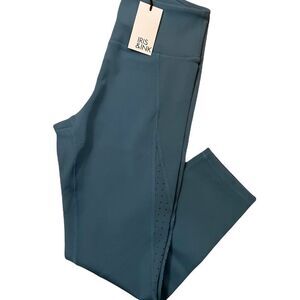 Iris & ink High waisted cropped legging in tapestry blue size L